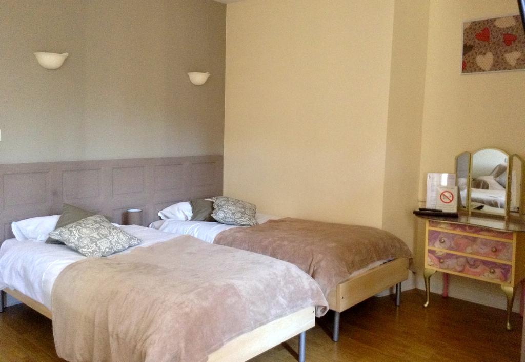 L'Hotel Du Perigord Aubeterre-sur-Dronne Ngoại thất bức ảnh