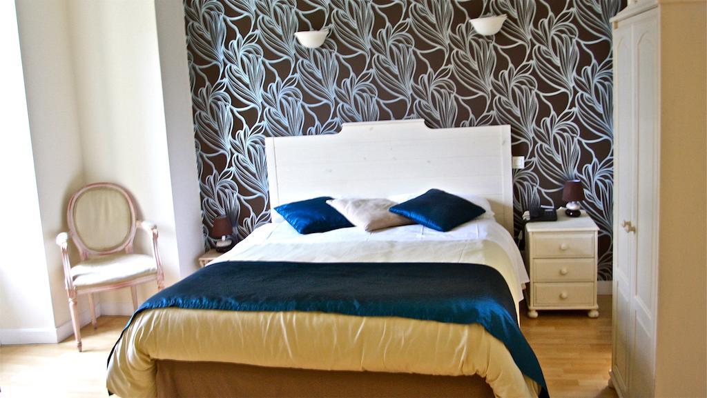 L'Hotel Du Perigord Aubeterre-sur-Dronne Ngoại thất bức ảnh